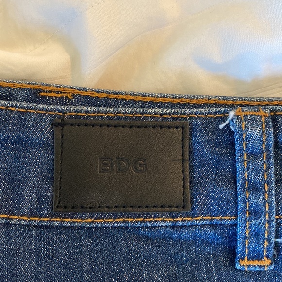 urban outfitters patch shorts - Picture 3 of 4